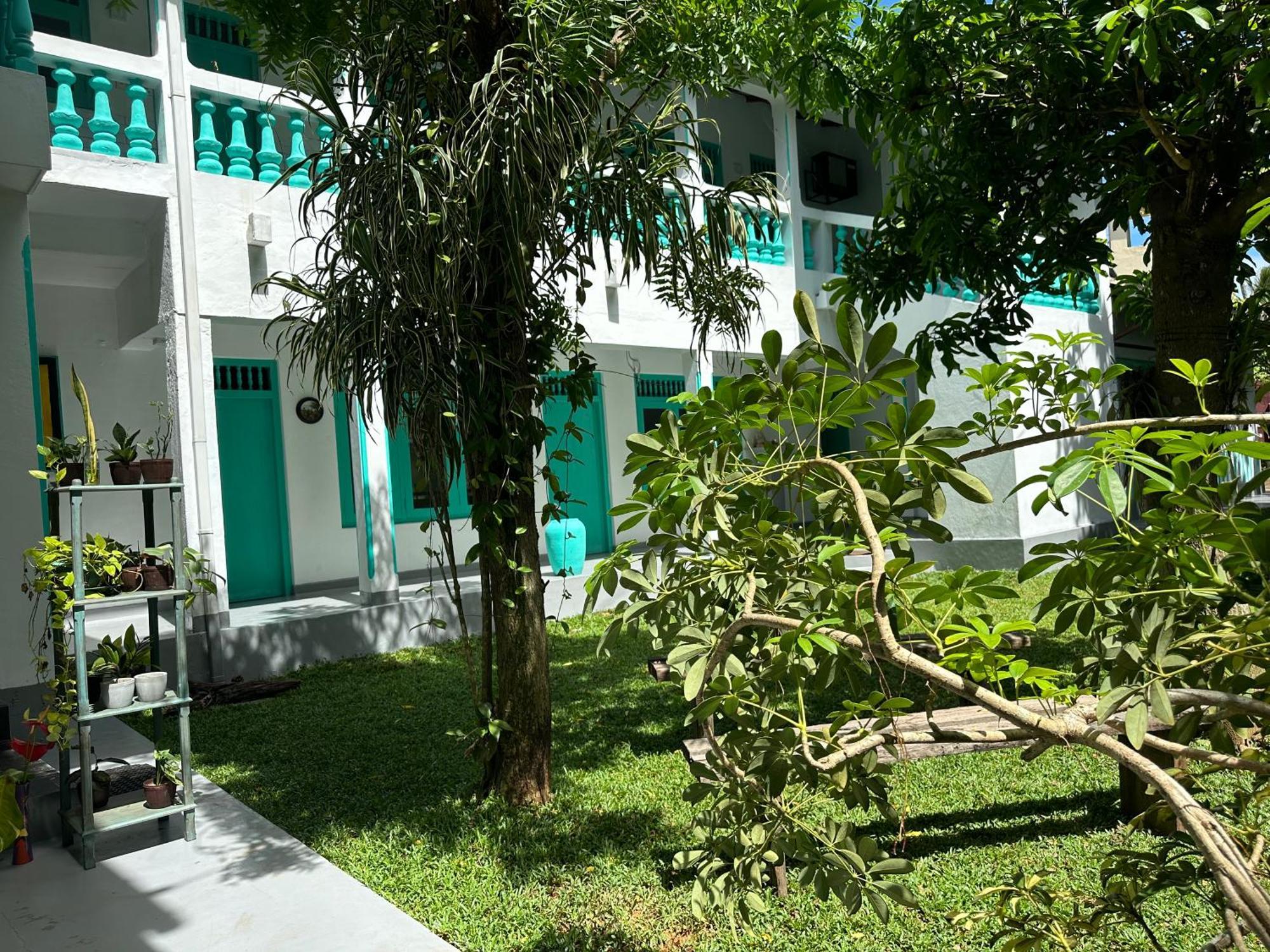 Villa 47 Hikkaduwa Buitenkant foto