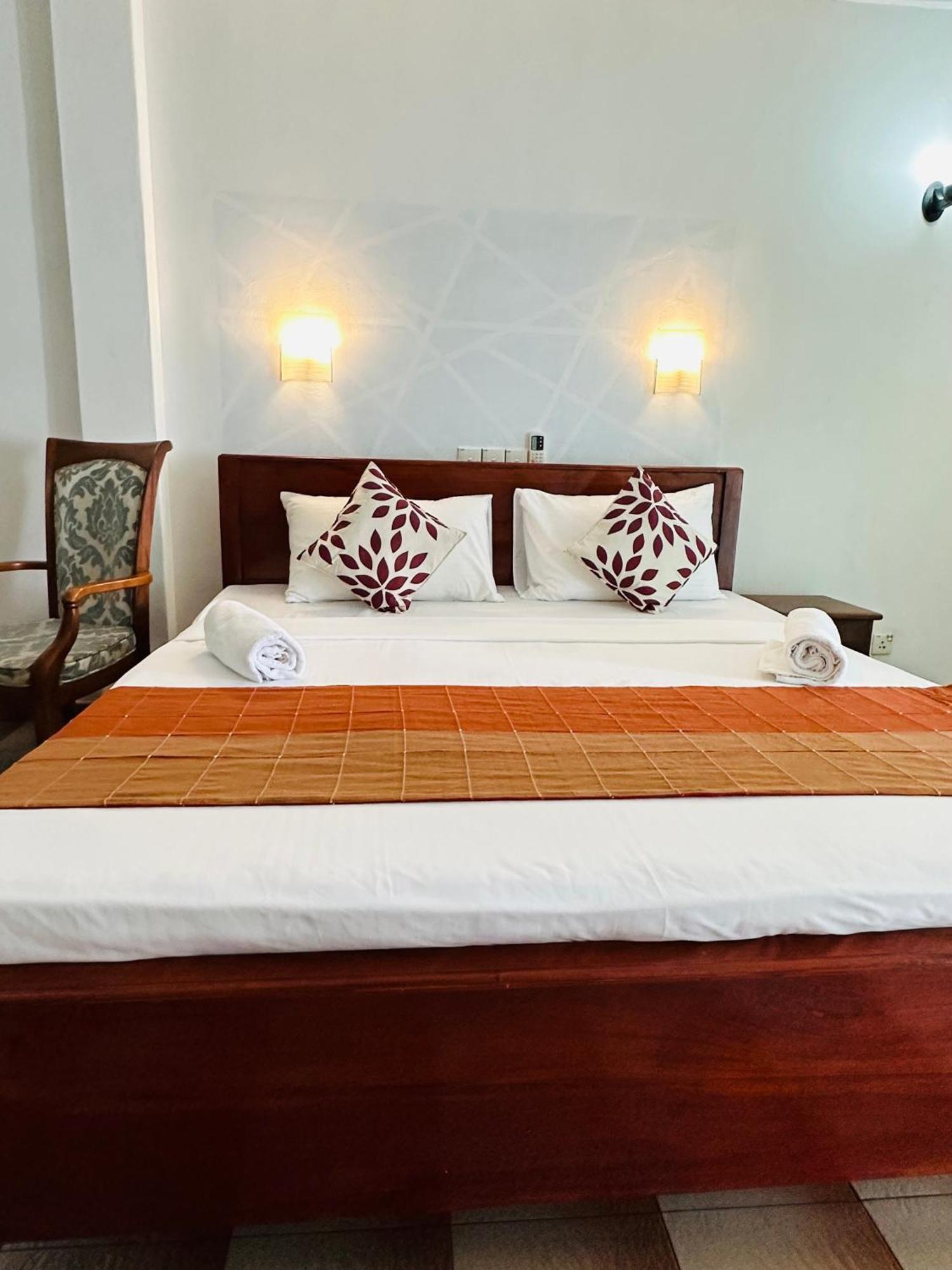 Villa 47 Hikkaduwa Buitenkant foto