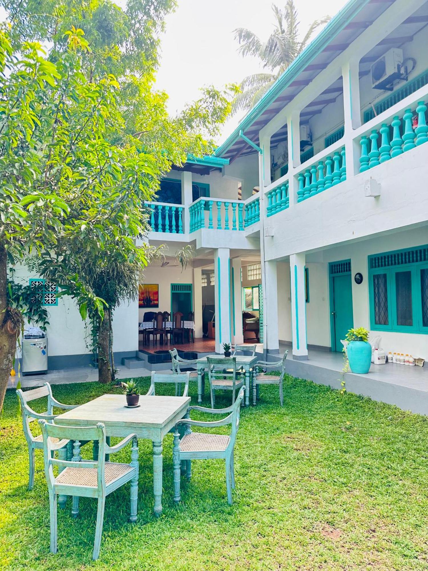 Villa 47 Hikkaduwa Buitenkant foto