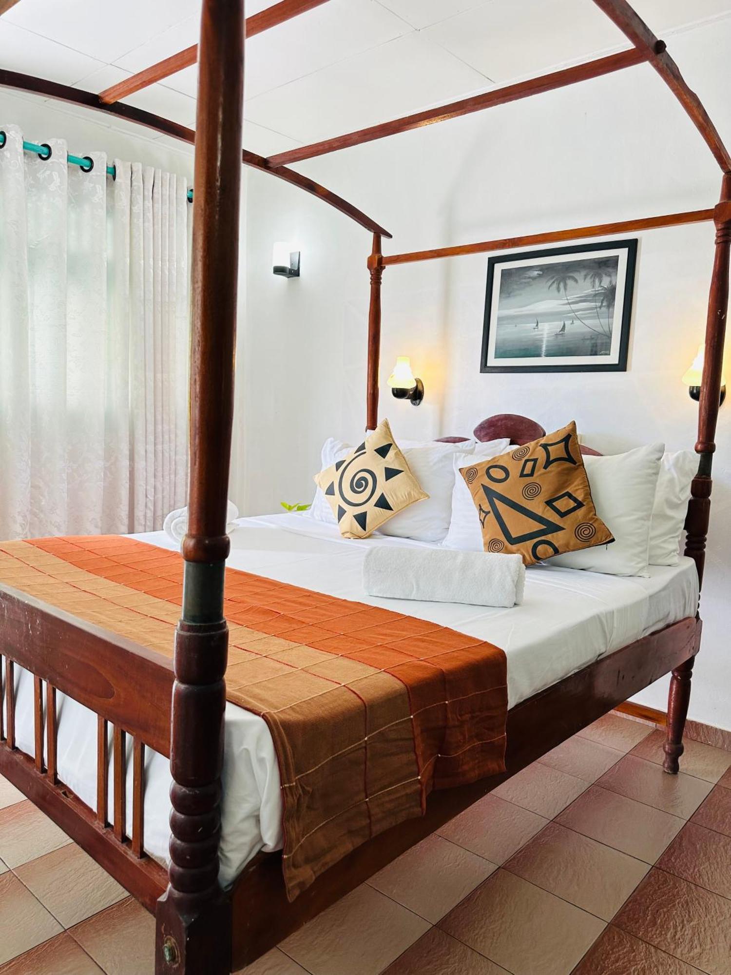 Villa 47 Hikkaduwa Buitenkant foto