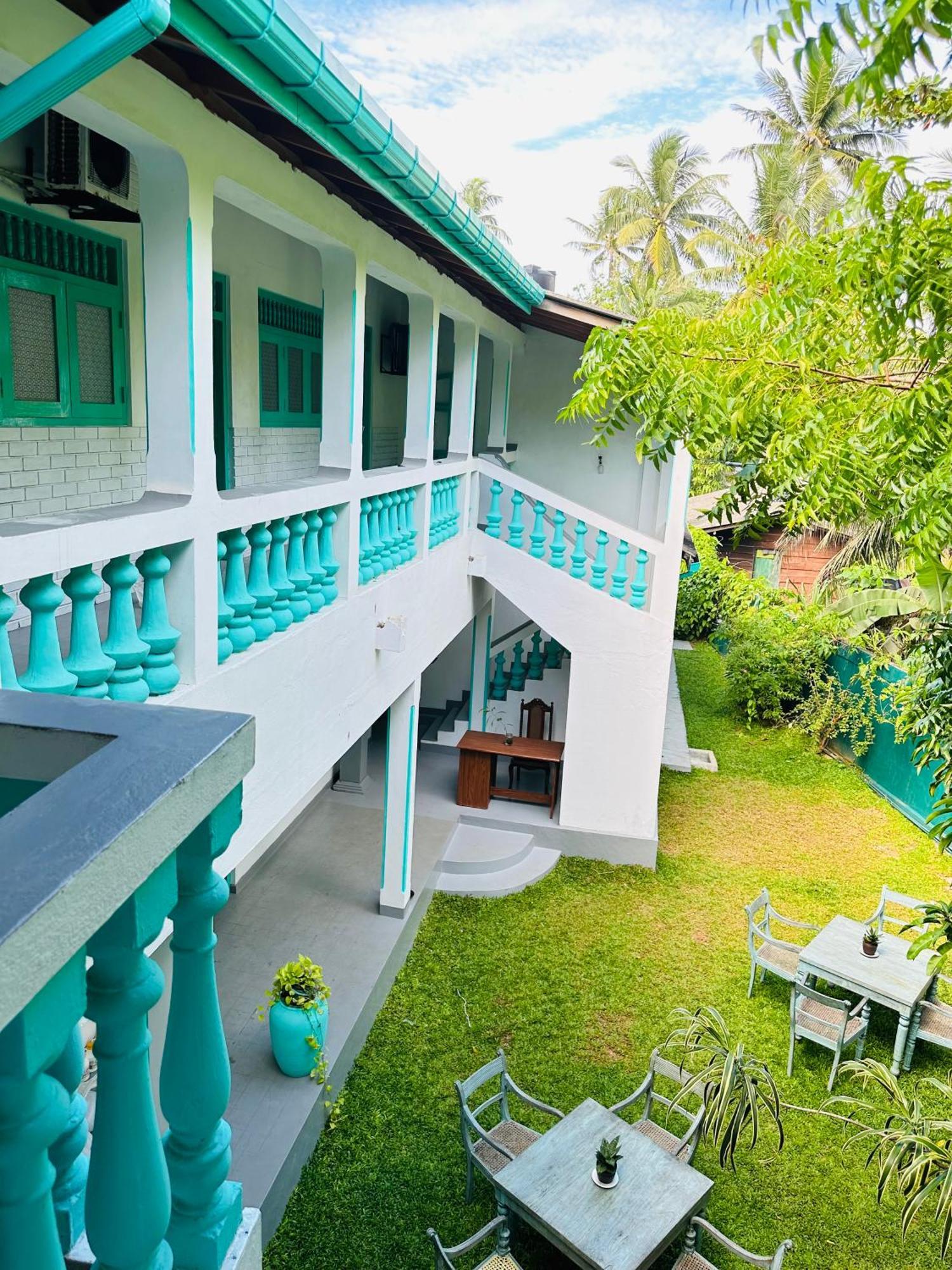 Villa 47 Hikkaduwa Buitenkant foto