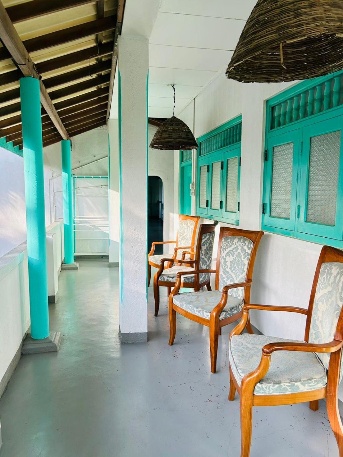 Villa 47 Hikkaduwa Buitenkant foto