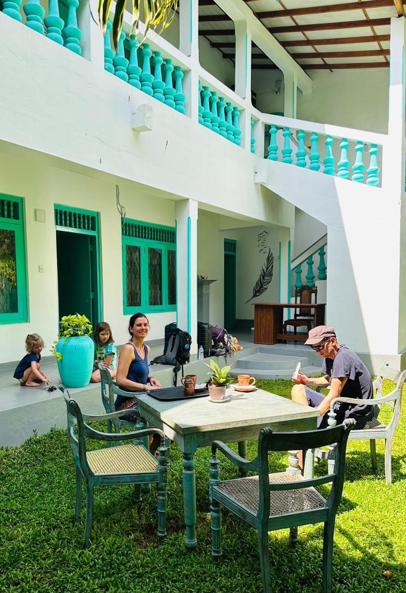 Villa 47 Hikkaduwa Buitenkant foto